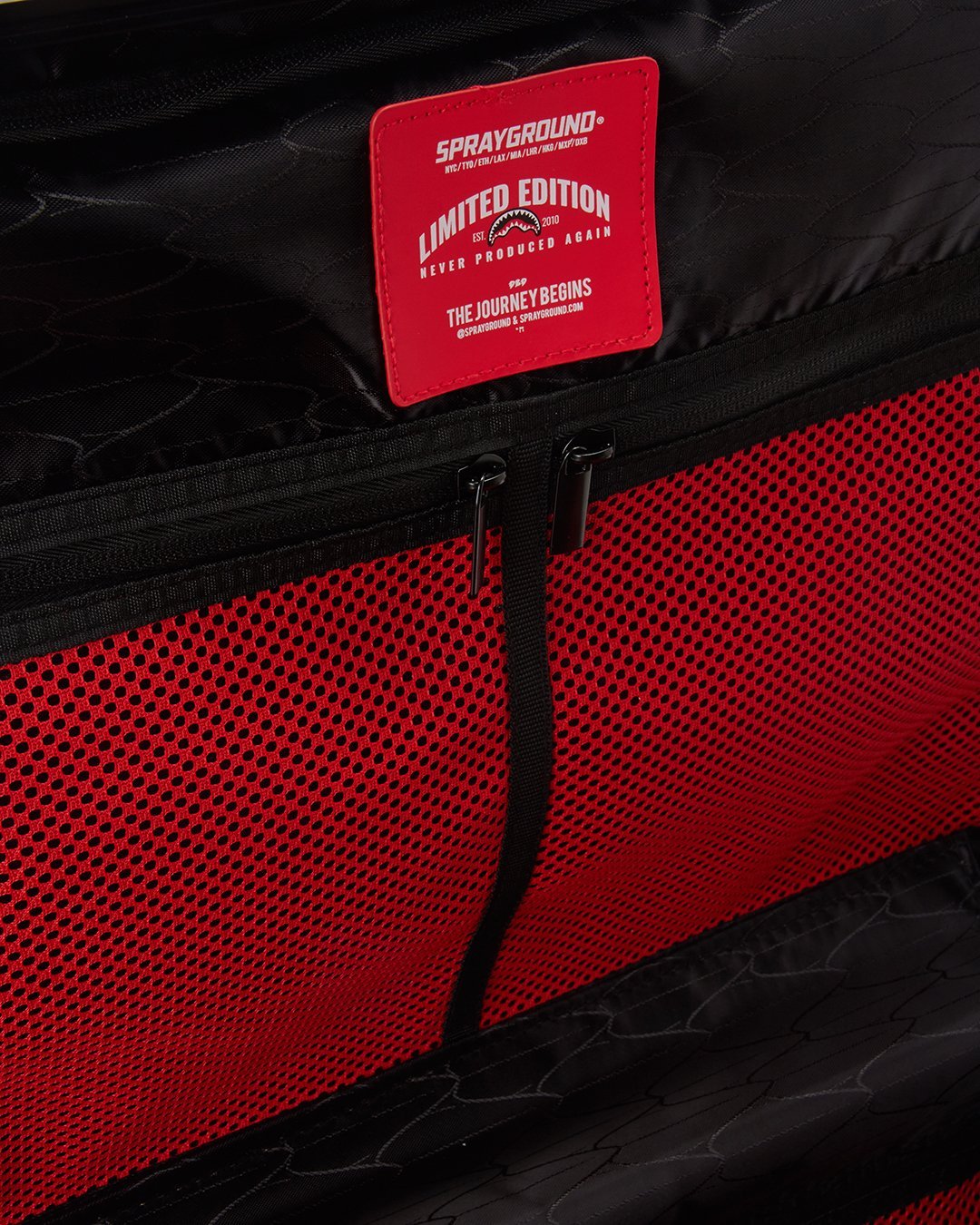 SHARKITECTURE MOLDED 29” FULL-SIZE LUGGAGE