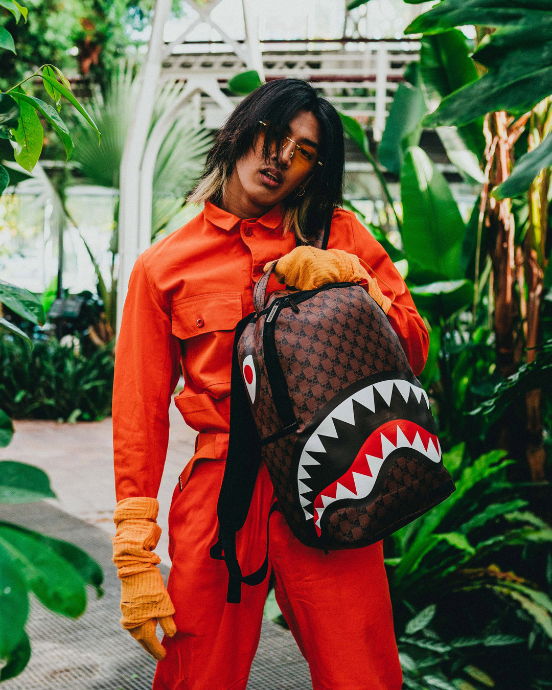 SHARKS AND SKULLS BACKPACK (DLXV)