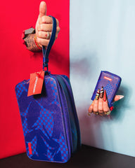 SHARK CHECK (BLUE) TOILETRY