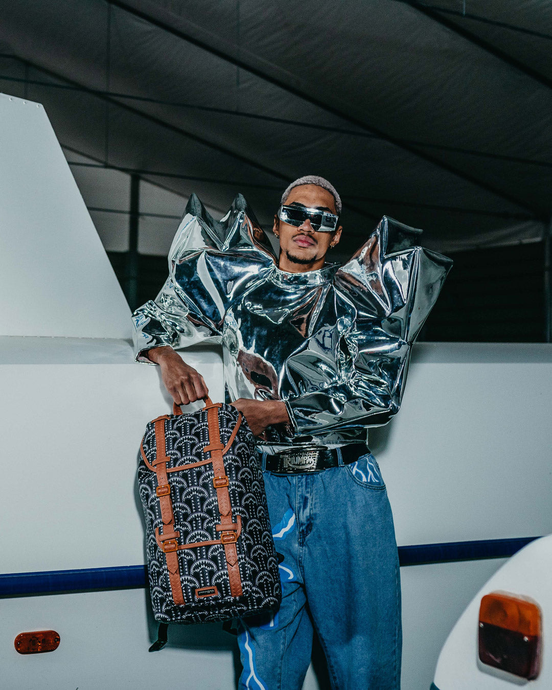 ILLUCHAINS HILLS BACKPACK