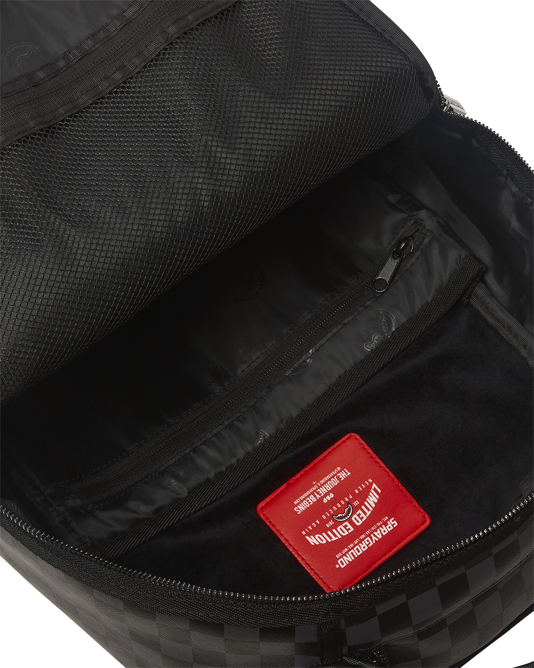 XTC GREY SHARKS IN PARIS BACKPACK (DLXV)