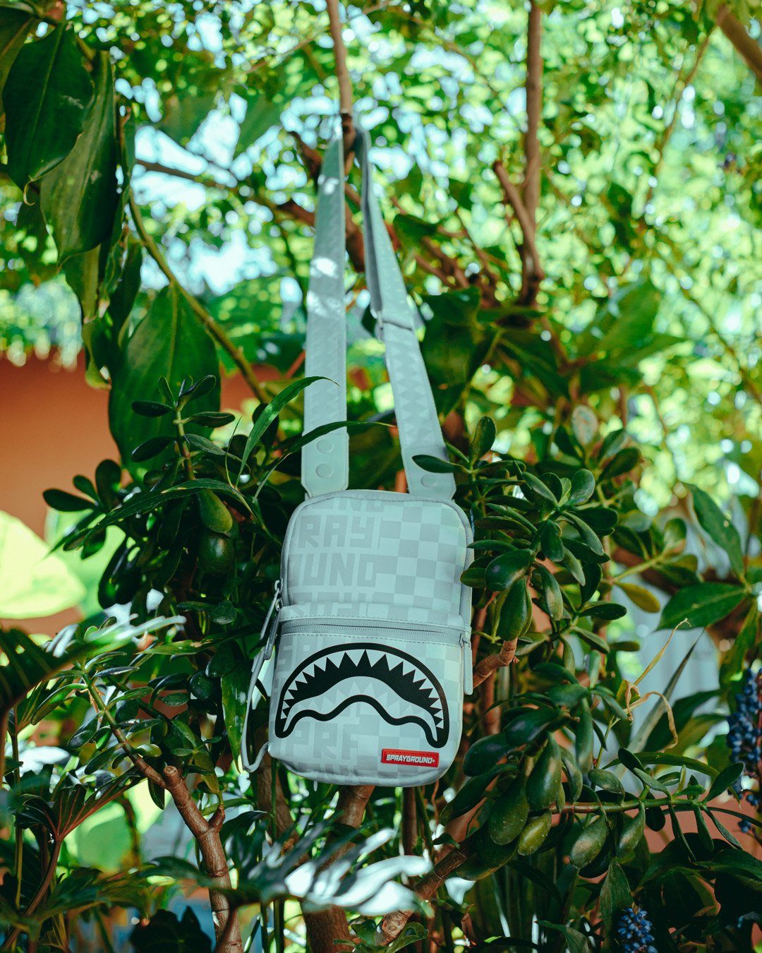 SPLIT THE CHECK (PEARL) SLING