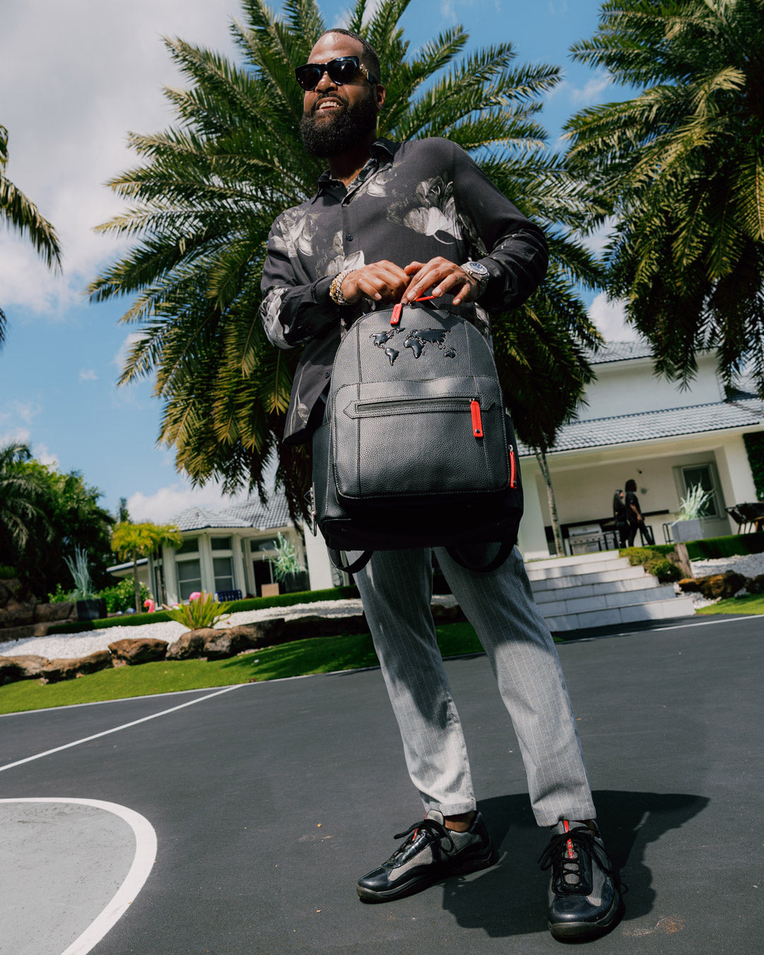 JAMES FIRST CLASS GLOBAL TAKEOFF CARGO BACKPACK