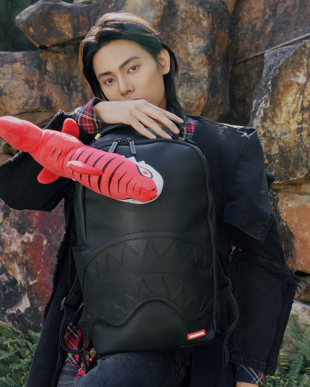 PLUSH SHARK BIG BITE BACKPACK